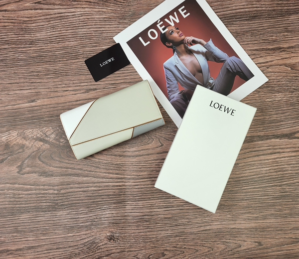 超激安ブランド財布偽物全体デザイン